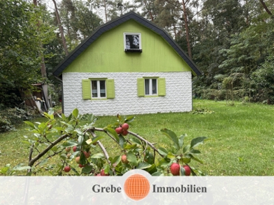 Traumhaftes Grundstück in Waldrandlage mit kleinem Häuschen!